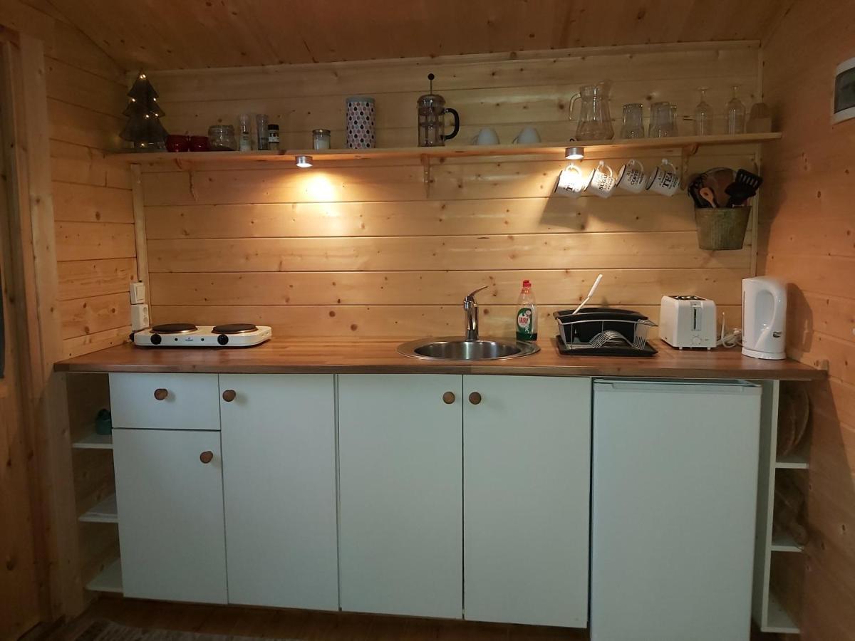 Bakkakot 2 - Cozy Cabins In The Woods อาคูเรย์รี ภายนอก รูปภาพ