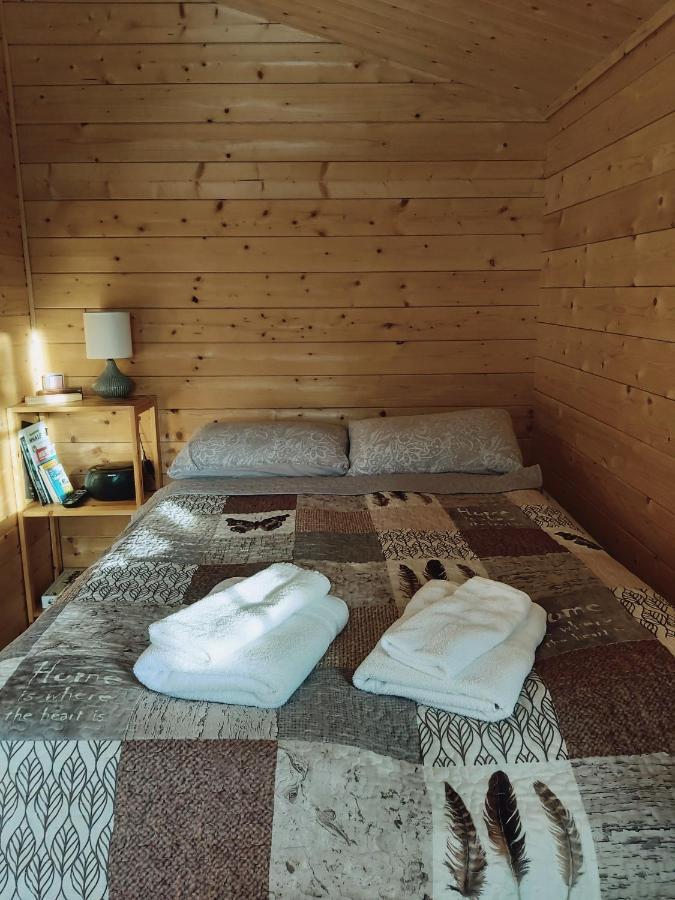 Bakkakot 2 - Cozy Cabins In The Woods อาคูเรย์รี ภายนอก รูปภาพ